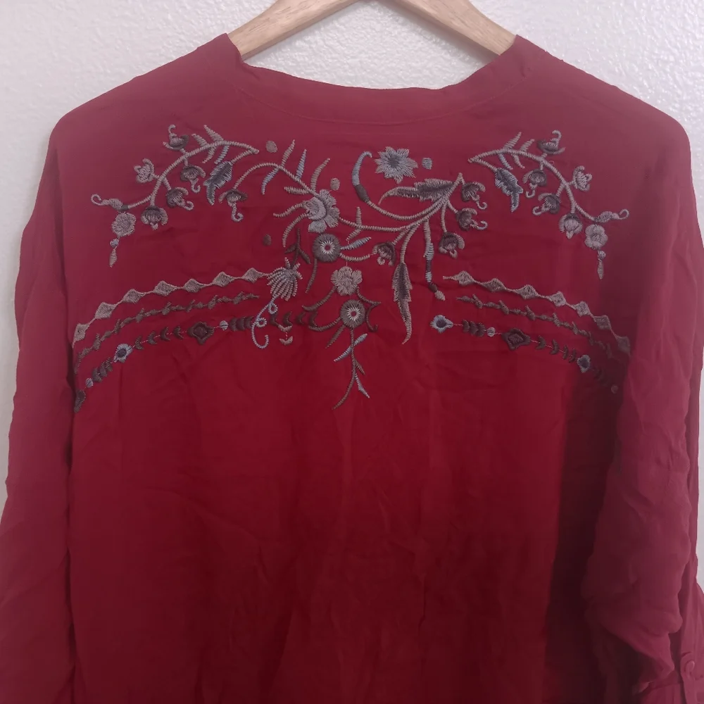 Johnny Was Crinkle Embroidered Floral Blouse - Picture 7 of 9